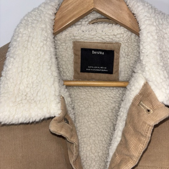 Bershka Women's Corduroy Trucker Jacket Pink Size M Sherpa Lined - Picture 3 of 9